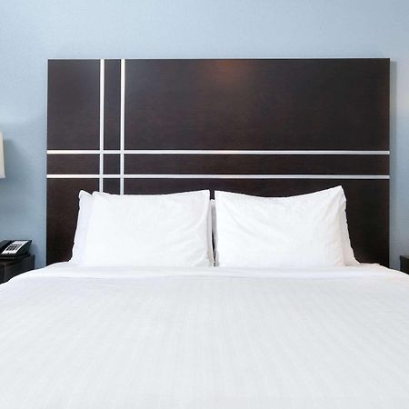 La Quinta Inn & Suites By Wyndham Lubbock Southwest Exteriér fotografie