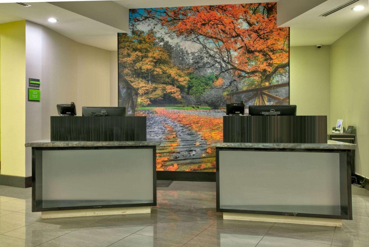 La Quinta Inn & Suites By Wyndham Lubbock Southwest Exteriér fotografie
