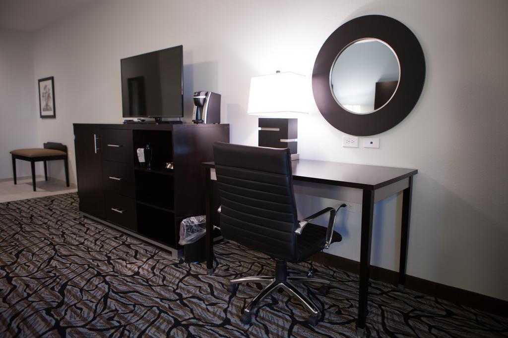 La Quinta Inn & Suites By Wyndham Lubbock Southwest Exteriér fotografie